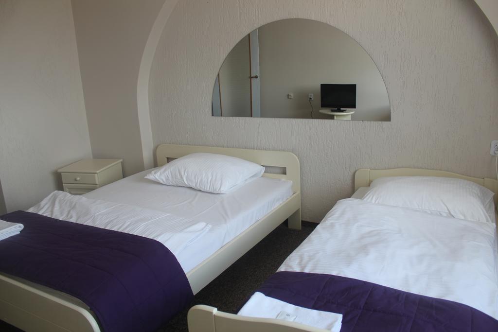 Hotel Pod Debem 锡隆纳葛拉 外观 照片